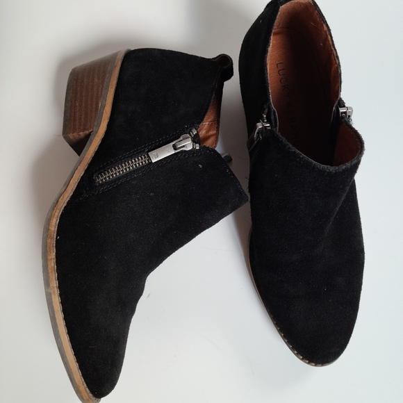 Lucky Brand Finesse Ankle Booties with double zipper. - Picture 3 of 10